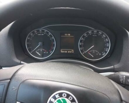 Белый Шкода Октавия, объемом двигателя 1.6 л и пробегом 360 тыс. км за 7900 $, фото 1 на Automoto.ua