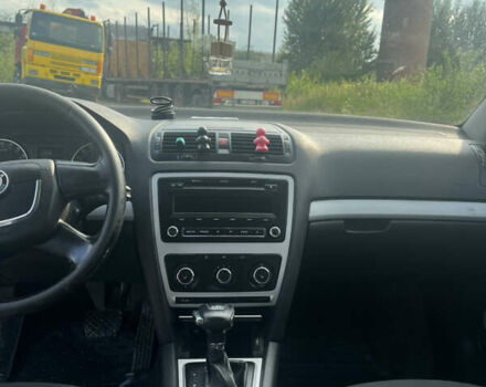 Белый Шкода Октавия, объемом двигателя 1.6 л и пробегом 260 тыс. км за 6850 $, фото 9 на Automoto.ua