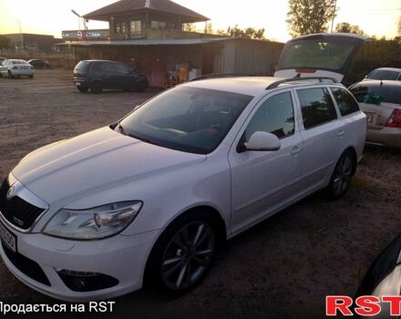 Белый Шкода Октавия, объемом двигателя 2 л и пробегом 245 тыс. км за 11200 $, фото 3 на Automoto.ua