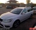 Белый Шкода Октавия, объемом двигателя 2 л и пробегом 245 тыс. км за 11200 $, фото 3 на Automoto.ua
