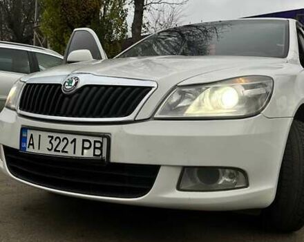 Білий Шкода Октавія, об'ємом двигуна 1.8 л та пробігом 290 тис. км за 7000 $, фото 2 на Automoto.ua