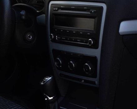 Білий Шкода Октавія, об'ємом двигуна 1.6 л та пробігом 259 тис. км за 7200 $, фото 12 на Automoto.ua