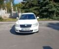 Белый Шкода Октавия, объемом двигателя 1.6 л и пробегом 283 тыс. км за 5900 $, фото 1 на Automoto.ua