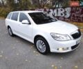 Белый Шкода Октавия, объемом двигателя 1.6 л и пробегом 316 тыс. км за 7800 $, фото 1 на Automoto.ua