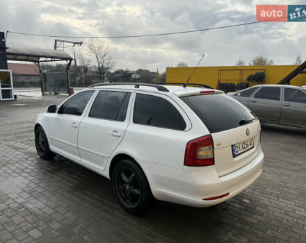 Белый Шкода Октавия, объемом двигателя 1.6 л и пробегом 265 тыс. км за 5499 $, фото 5 на Automoto.ua