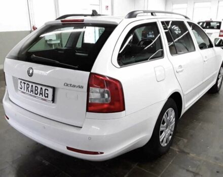 Белый Шкода Октавия, объемом двигателя 1.6 л и пробегом 236 тыс. км за 7350 $, фото 1 на Automoto.ua
