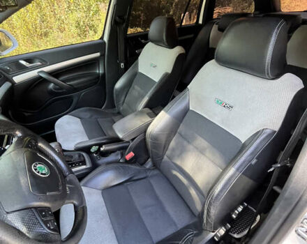 Белый Шкода Октавия, объемом двигателя 1.97 л и пробегом 298 тыс. км за 9999 $, фото 55 на Automoto.ua