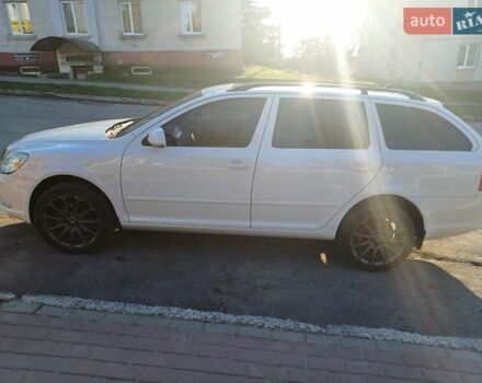 Белый Шкода Октавия, объемом двигателя 1.6 л и пробегом 313 тыс. км за 8700 $, фото 24 на Automoto.ua