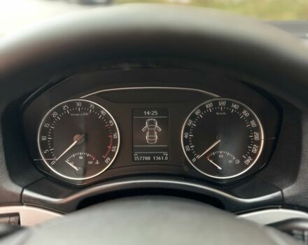 Шкода Октавія 2010 у Нетешине на Automoto.ua Білий Шкода Октавія, об'ємом двигуна 1.6 л та пробігом 357 тис. км за 5499 $, фото 12 на Automoto.ua