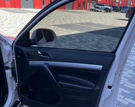 Белый Шкода Октавия, объемом двигателя 1.97 л и пробегом 297 тыс. км за 9300 $, фото 26 на Automoto.ua