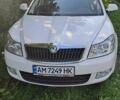 Белый Шкода Октавия, объемом двигателя 1.6 л и пробегом 280 тыс. км за 7500 $, фото 1 на Automoto.ua