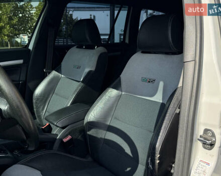 Белый Шкода Октавия, объемом двигателя 2 л и пробегом 311 тыс. км за 10999 $, фото 13 на Automoto.ua