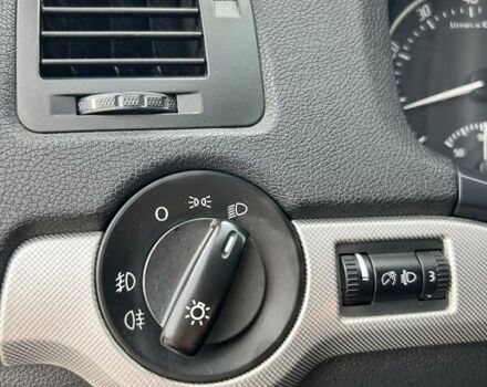 Білий Шкода Октавія, об'ємом двигуна 1.8 л та пробігом 233 тис. км за 8200 $, фото 28 на Automoto.ua