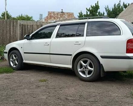 Белый Шкода Октавия, объемом двигателя 1.6 л и пробегом 192 тыс. км за 6500 $, фото 3 на Automoto.ua