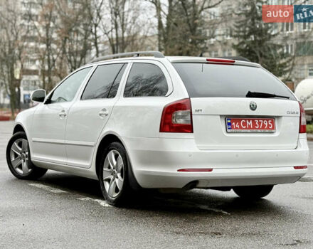Белый Шкода Октавия, объемом двигателя 1.6 л и пробегом 204 тыс. км за 8999 $, фото 4 на Automoto.ua