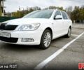 Белый Шкода Октавия, объемом двигателя 1.8 л и пробегом 241 тыс. км за 9250 $, фото 1 на Automoto.ua