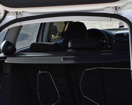 Білий Шкода Октавія, об'ємом двигуна 1.6 л та пробігом 259 тис. км за 7200 $, фото 19 на Automoto.ua