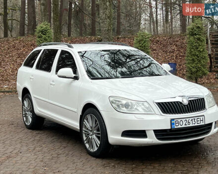 Белый Шкода Октавия, объемом двигателя 1.6 л и пробегом 309 тыс. км за 7499 $, фото 17 на Automoto.ua