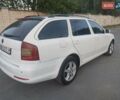 Белый Шкода Октавия, объемом двигателя 1.6 л и пробегом 357 тыс. км за 6400 $, фото 5 на Automoto.ua