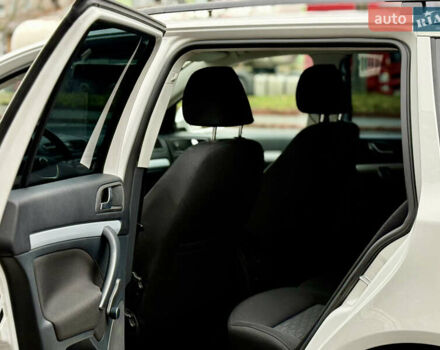 Белый Шкода Октавия, объемом двигателя 1.6 л и пробегом 204 тыс. км за 8999 $, фото 37 на Automoto.ua