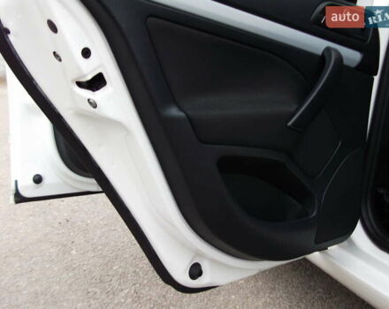 Белый Шкода Октавия, объемом двигателя 1.2 л и пробегом 260 тыс. км за 7700 $, фото 20 на Automoto.ua