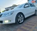 Белый Шкода Октавия, объемом двигателя 1.8 л и пробегом 182 тыс. км за 8000 $, фото 2 на Automoto.ua