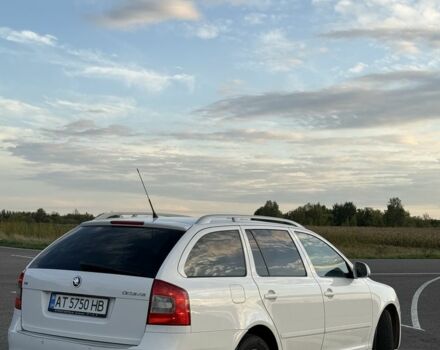 Білий Шкода Октавія, об'ємом двигуна 1.6 л та пробігом 271 тис. км за 6835 $, фото 7 на Automoto.ua