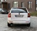 Шкода Октавія 2010 у Нетешине на Automoto.ua Білий Шкода Октавія, об'ємом двигуна 1.6 л та пробігом 357 тис. км за 5499 $, фото 5 на Automoto.ua