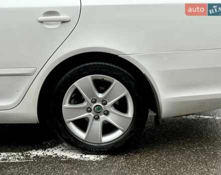 Белый Шкода Октавия, объемом двигателя 1.6 л и пробегом 204 тыс. км за 8999 $, фото 27 на Automoto.ua