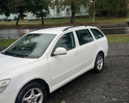 Белый Шкода Октавия, объемом двигателя 1.6 л и пробегом 367 тыс. км за 6600 $, фото 8 на Automoto.ua