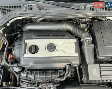 Белый Шкода Октавия, объемом двигателя 1.8 л и пробегом 267 тыс. км за 8250 $, фото 16 на Automoto.ua