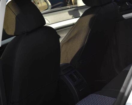 Білий Шкода Октавія, об'ємом двигуна 1.6 л та пробігом 259 тис. км за 7200 $, фото 18 на Automoto.ua