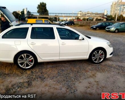 Белый Шкода Октавия, объемом двигателя 2 л и пробегом 245 тыс. км за 11200 $, фото 6 на Automoto.ua