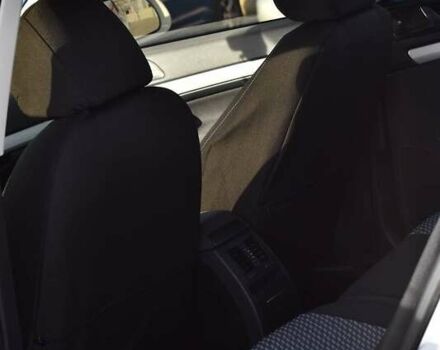 Білий Шкода Октавія, об'ємом двигуна 1.6 л та пробігом 259 тис. км за 7200 $, фото 17 на Automoto.ua