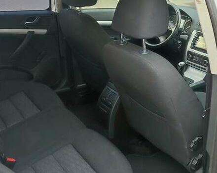 Белый Шкода Октавия, объемом двигателя 1.6 л и пробегом 299 тыс. км за 7500 $, фото 6 на Automoto.ua