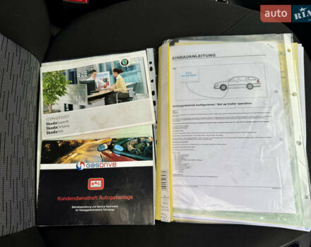 Белый Шкода Октавия, объемом двигателя 1.6 л и пробегом 204 тыс. км за 8999 $, фото 56 на Automoto.ua