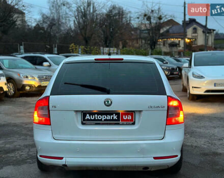 Білий Шкода Октавія, об'ємом двигуна 1.8 л та пробігом 316 тис. км за 7290 $, фото 4 на Automoto.ua