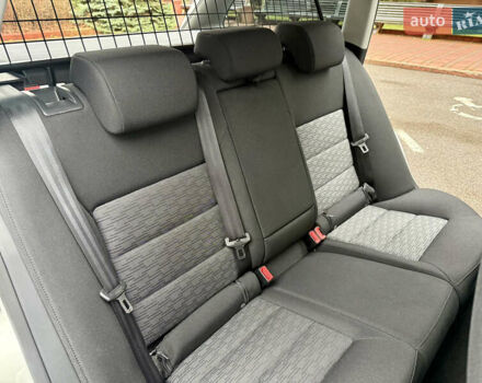 Белый Шкода Октавия, объемом двигателя 1.6 л и пробегом 204 тыс. км за 8999 $, фото 48 на Automoto.ua