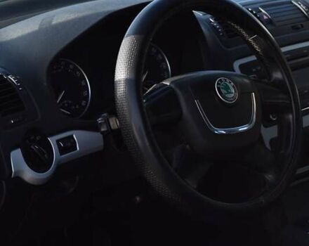 Білий Шкода Октавія, об'ємом двигуна 1.6 л та пробігом 259 тис. км за 7200 $, фото 8 на Automoto.ua