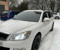 Белый Шкода Октавия, объемом двигателя 1.6 л и пробегом 354 тыс. км за 6900 $, фото 1 на Automoto.ua