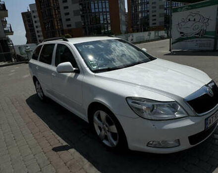 Белый Шкода Октавия, объемом двигателя 1.97 л и пробегом 265 тыс. км за 8300 $, фото 2 на Automoto.ua