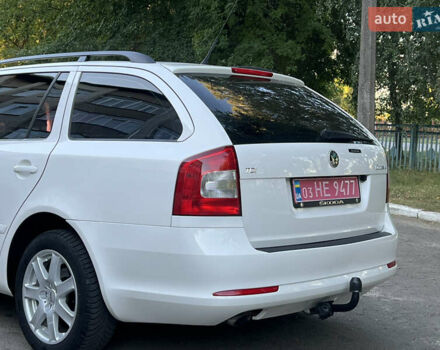Білий Шкода Октавія, об'ємом двигуна 1.6 л та пробігом 261 тис. км за 7400 $, фото 24 на Automoto.ua