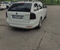 Белый Шкода Октавия, объемом двигателя 1.6 л и пробегом 301 тыс. км за 8600 $, фото 1 на Automoto.ua