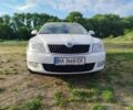 Білий Шкода Октавія, об'ємом двигуна 1.8 л та пробігом 250 тис. км за 8000 $, фото 5 на Automoto.ua