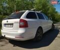 Білий Шкода Октавія, об'ємом двигуна 1.6 л та пробігом 269 тис. км за 7700 $, фото 1 на Automoto.ua