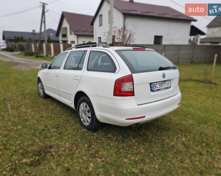 Белый Шкода Октавия, объемом двигателя 1.6 л и пробегом 380 тыс. км за 7500 $, фото 3 на Automoto.ua