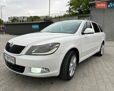 Белый Шкода Октавия, объемом двигателя 1.6 л и пробегом 295 тыс. км за 7200 $, фото 3 на Automoto.ua