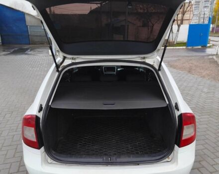 Білий Шкода Октавія, об'ємом двигуна 1.6 л та пробігом 330 тис. км за 6700 $, фото 4 на Automoto.ua