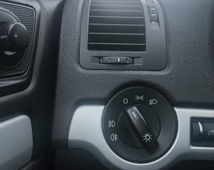 Білий Шкода Октавія, об'ємом двигуна 1.39 л та пробігом 250 тис. км за 7500 $, фото 6 на Automoto.ua