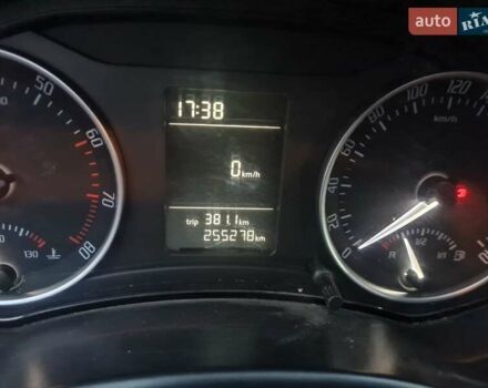 Шкода Октавия 2011 в Новом Буге на Automoto.ua Белый Шкода Октавия, объемом двигателя 1.8 л и пробегом 255 тыс. км за 8000 $, фото 4 на Automoto.ua